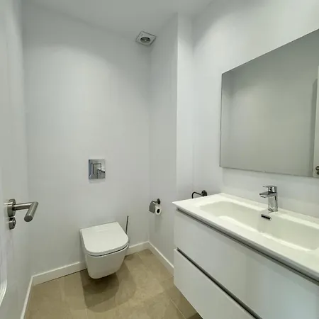 Apartment Sea And Mountain Views Penthouse In Guadalmina - Eaw Homes *