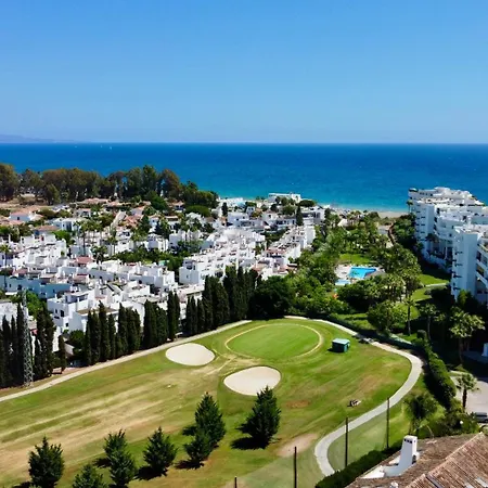 Apartment Sea And Mountain Views Penthouse In Guadalmina - Eaw Homes *